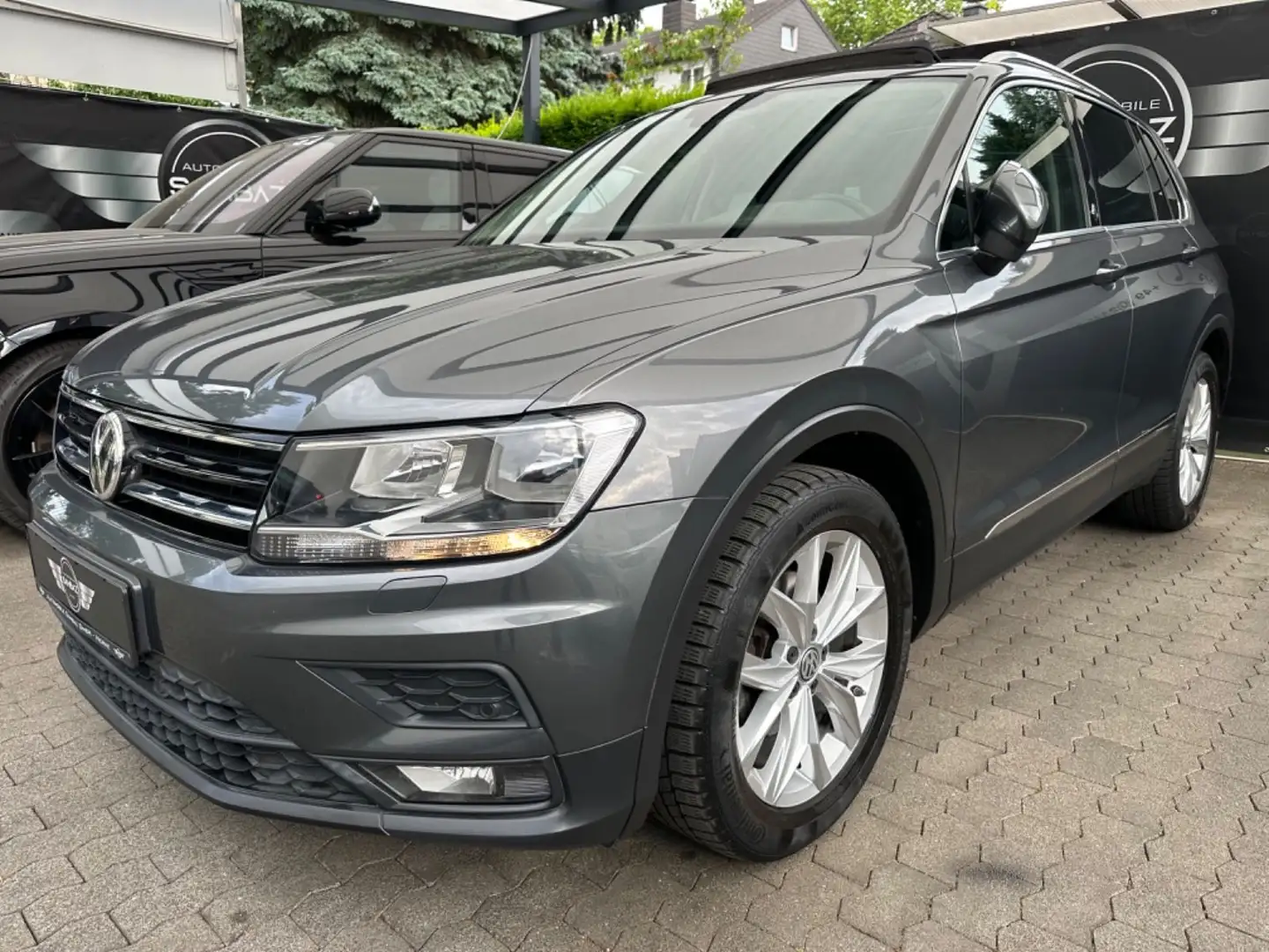Volkswagen Tiguan Comfortline BMT/Start-Stopp*PANO*NAVI*ACC Gris - 1