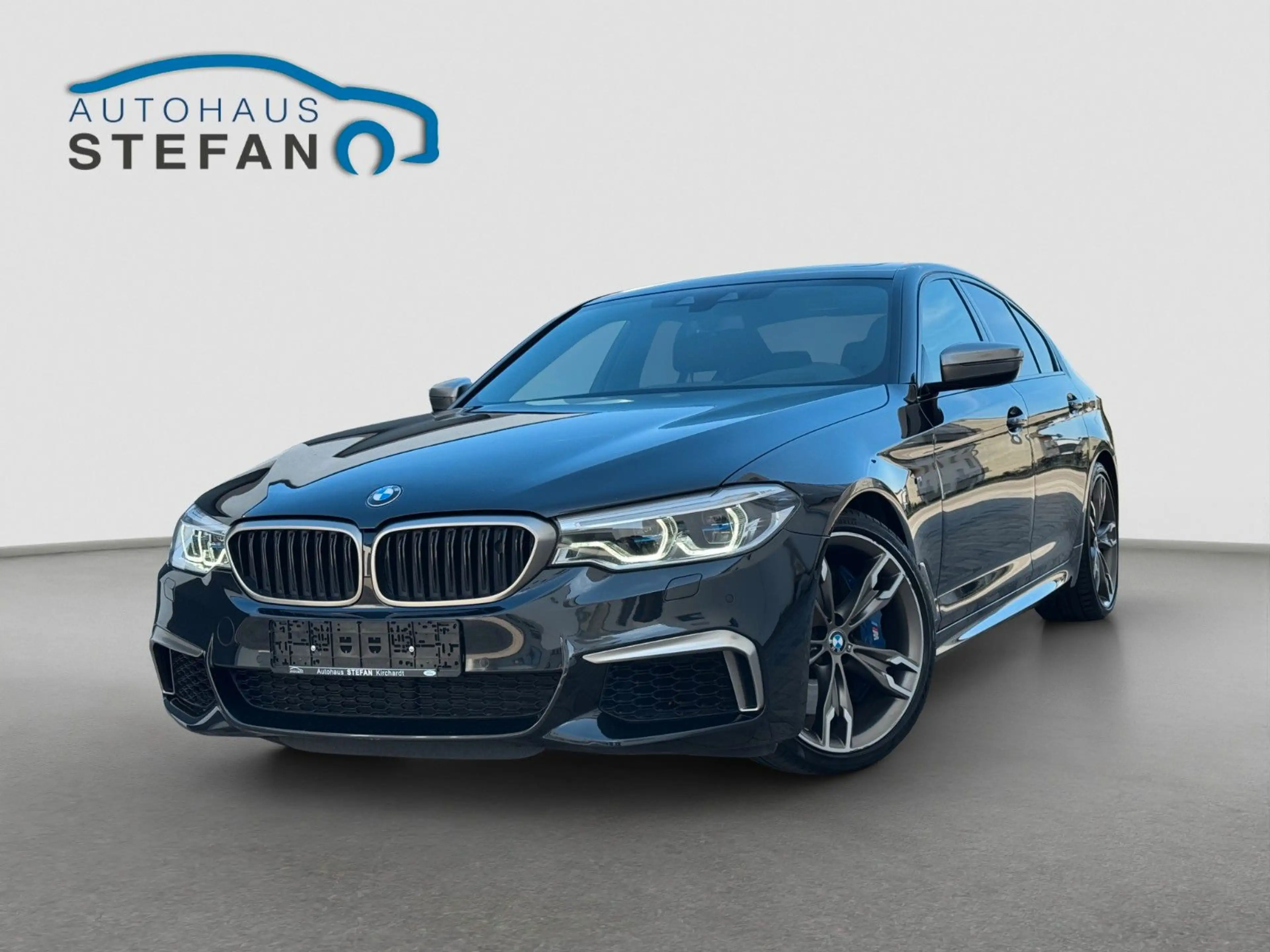 BMW 550 i xDrive Limousine Laser|HuD|H&K|AHK|PANO.