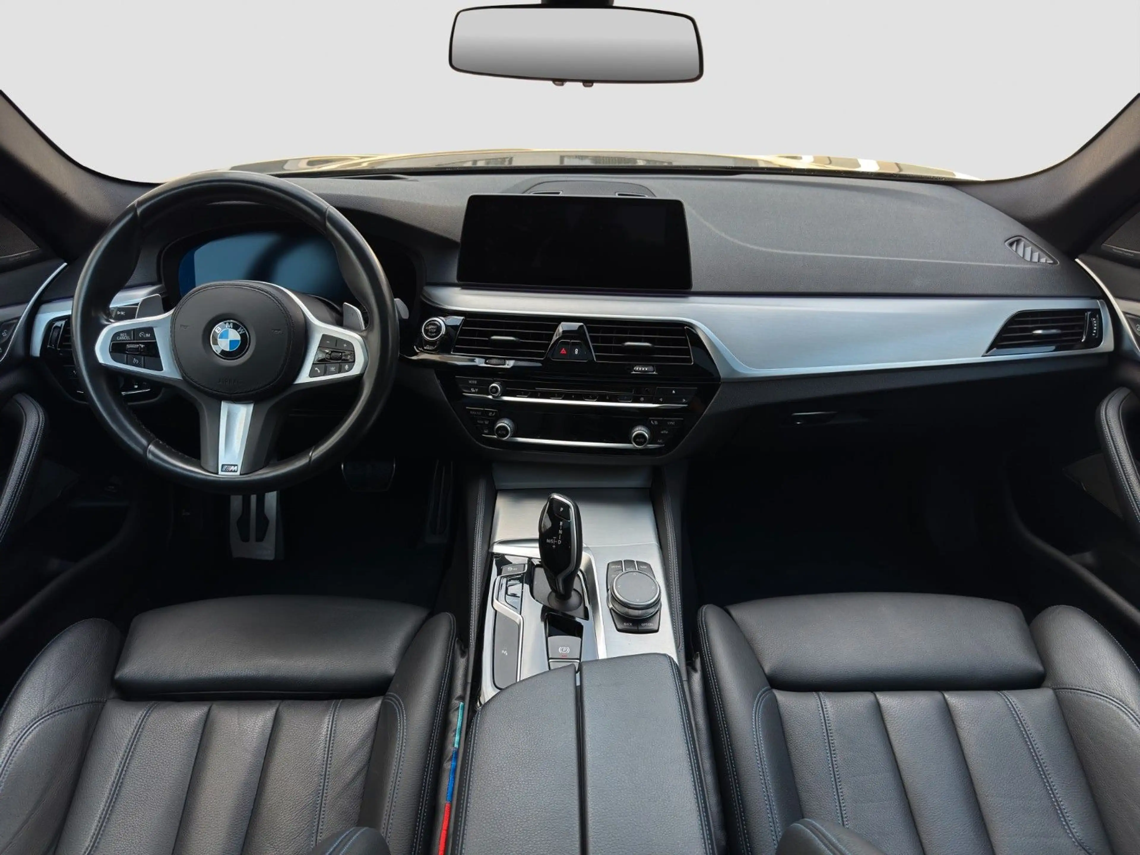 BMW 550 i xDrive Limousine Laser|HuD|H&K|AHK|PANO. — photo 8