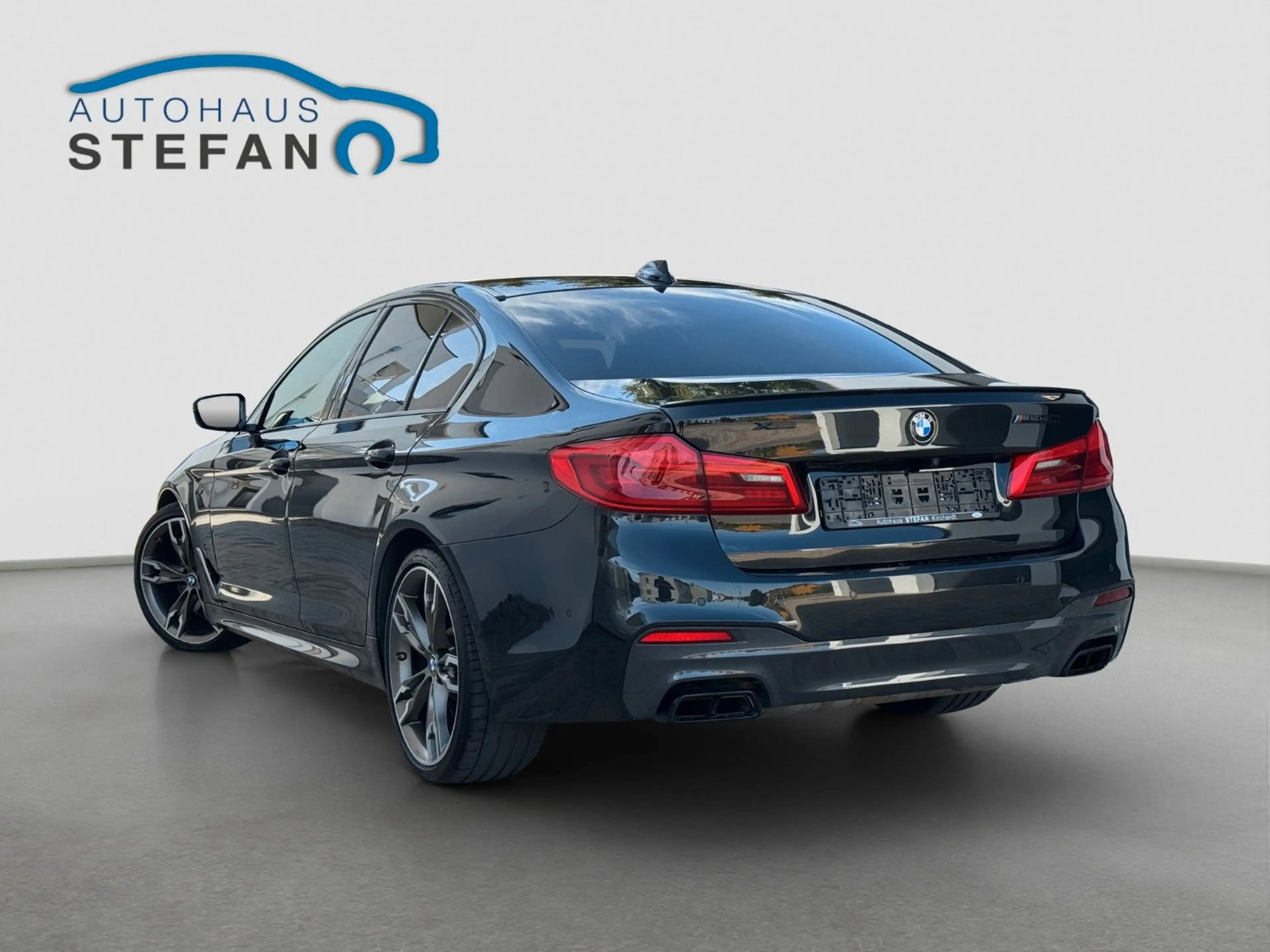 BMW 550 i xDrive Limousine Laser|HuD|H&K|AHK|PANO. — photo 4