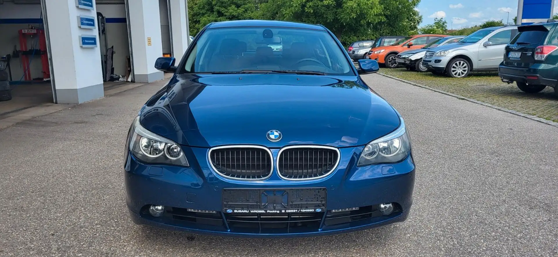 BMW 525 Baureihe 5 Lim. 525i Blau - 2