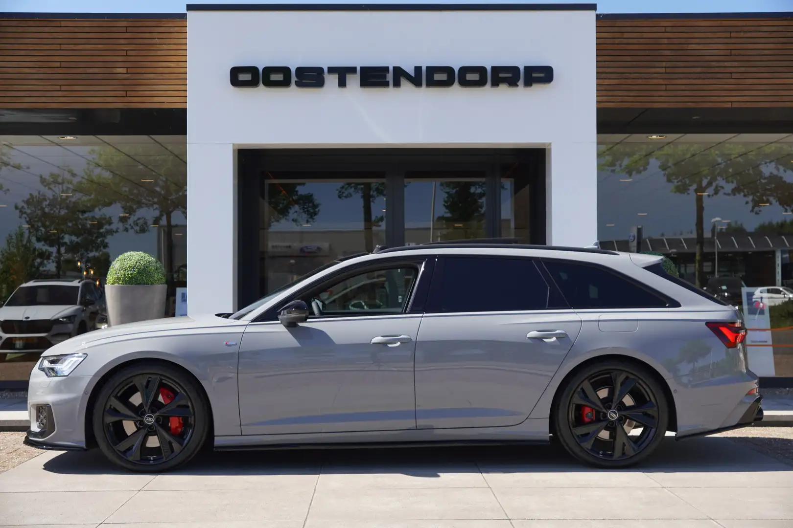 Audi A6 Avant 55TFSIe/367pk Quattro S-Line Competition Bla Gris - 1