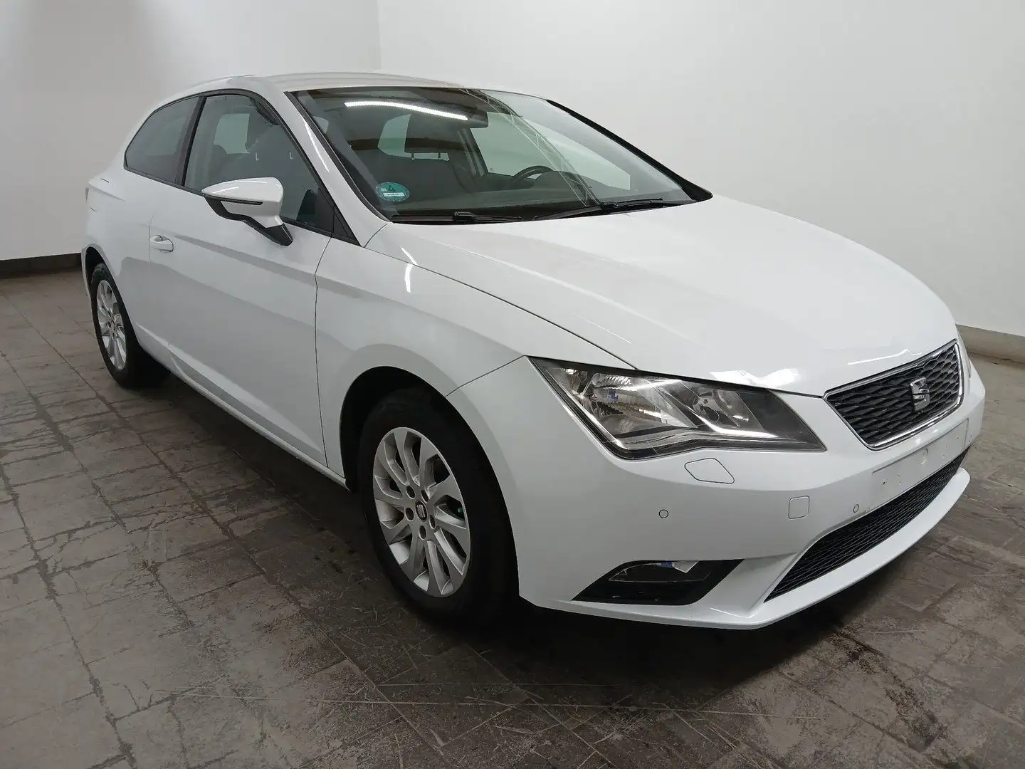 SEAT Leon SC Style*AUT*Navi*SHZ*Tempomat* Weiß - 2