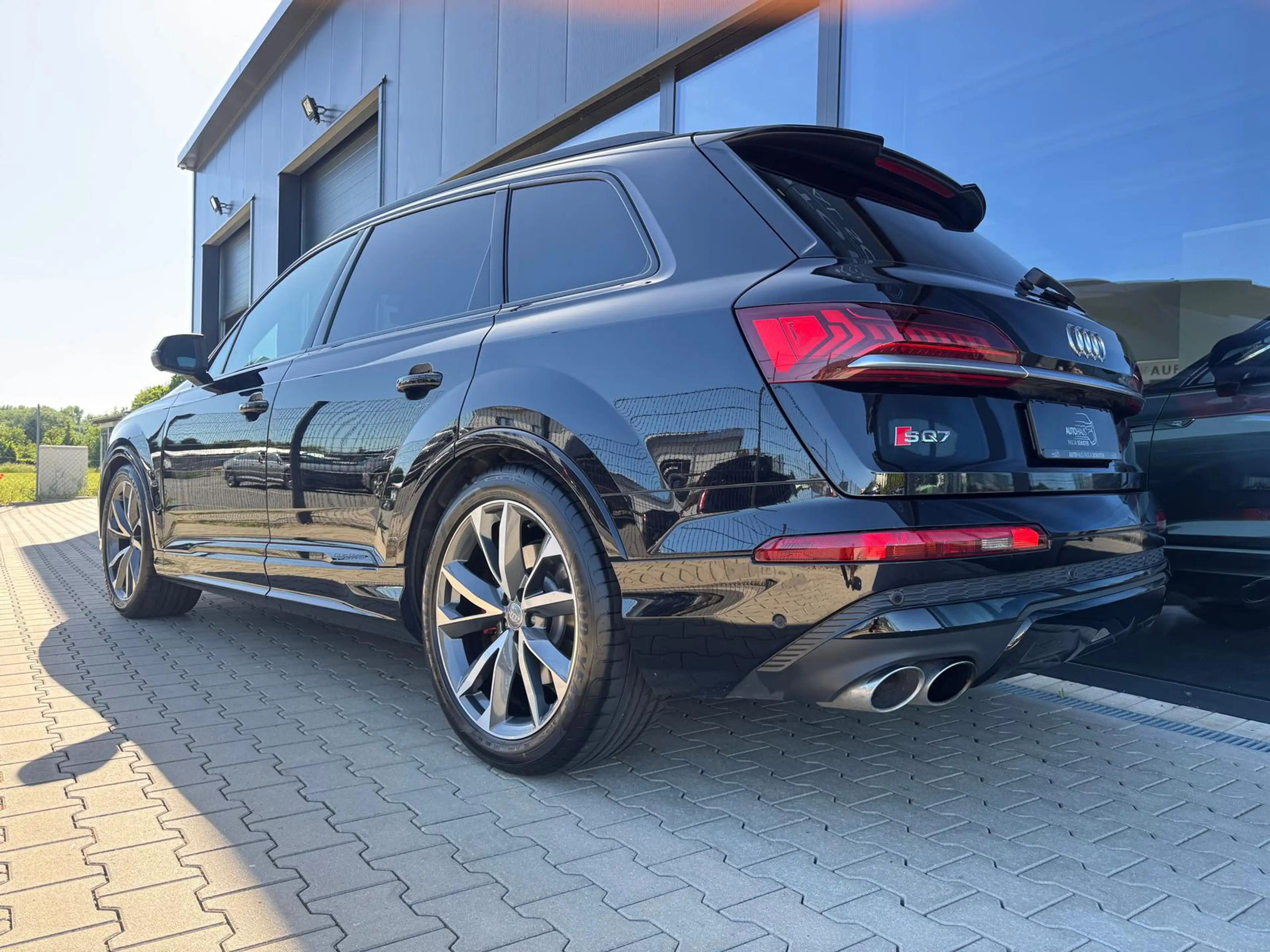 Audi SQ7 4.0 TDI quattro STHZG/MATRIX/KAM/AHK/VIRTUAL — photo 5