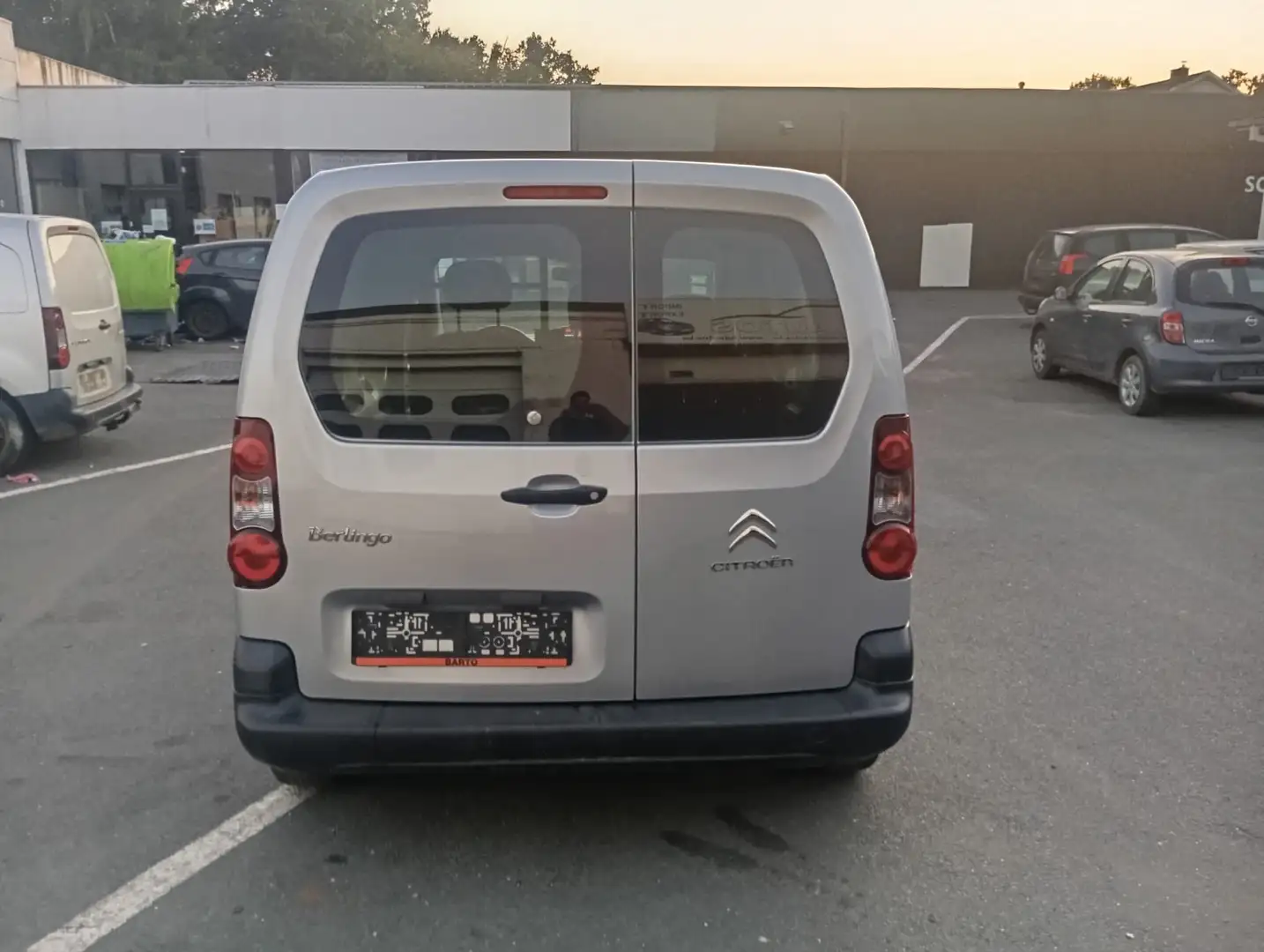 Citroen Berlingo 1.6 VTi  super etats  carnet entretien complete Gris - 2
