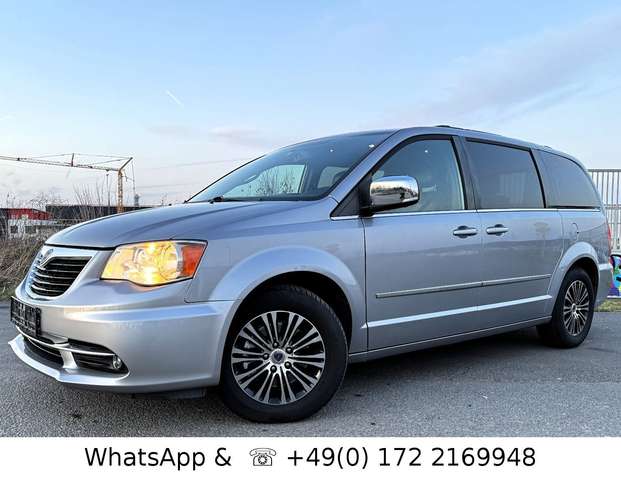 Imagine Lancia Voyager Voyager S 2,8 CRD*NAVI*LEDER*PDC+R-KAM*7 SITZER*