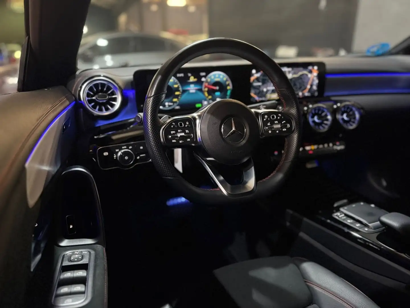 Mercedes-Benz CLA 250 250e 8G-DCT Plateado - 2