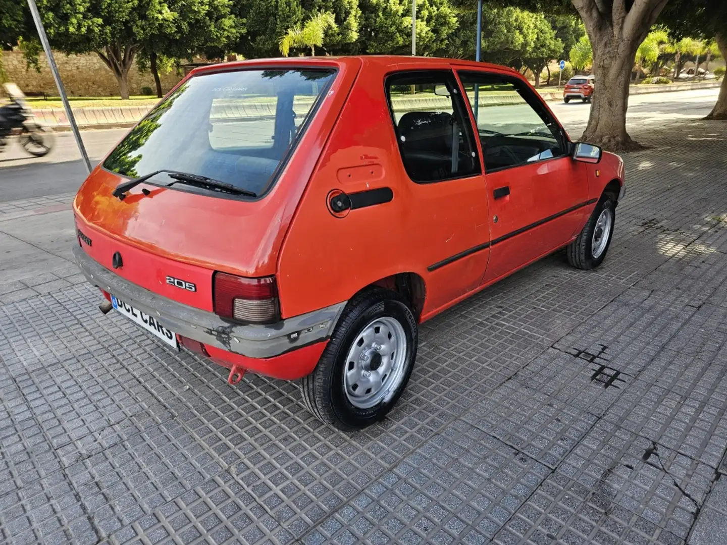 Peugeot 205 1.8D Mito Rouge - 2