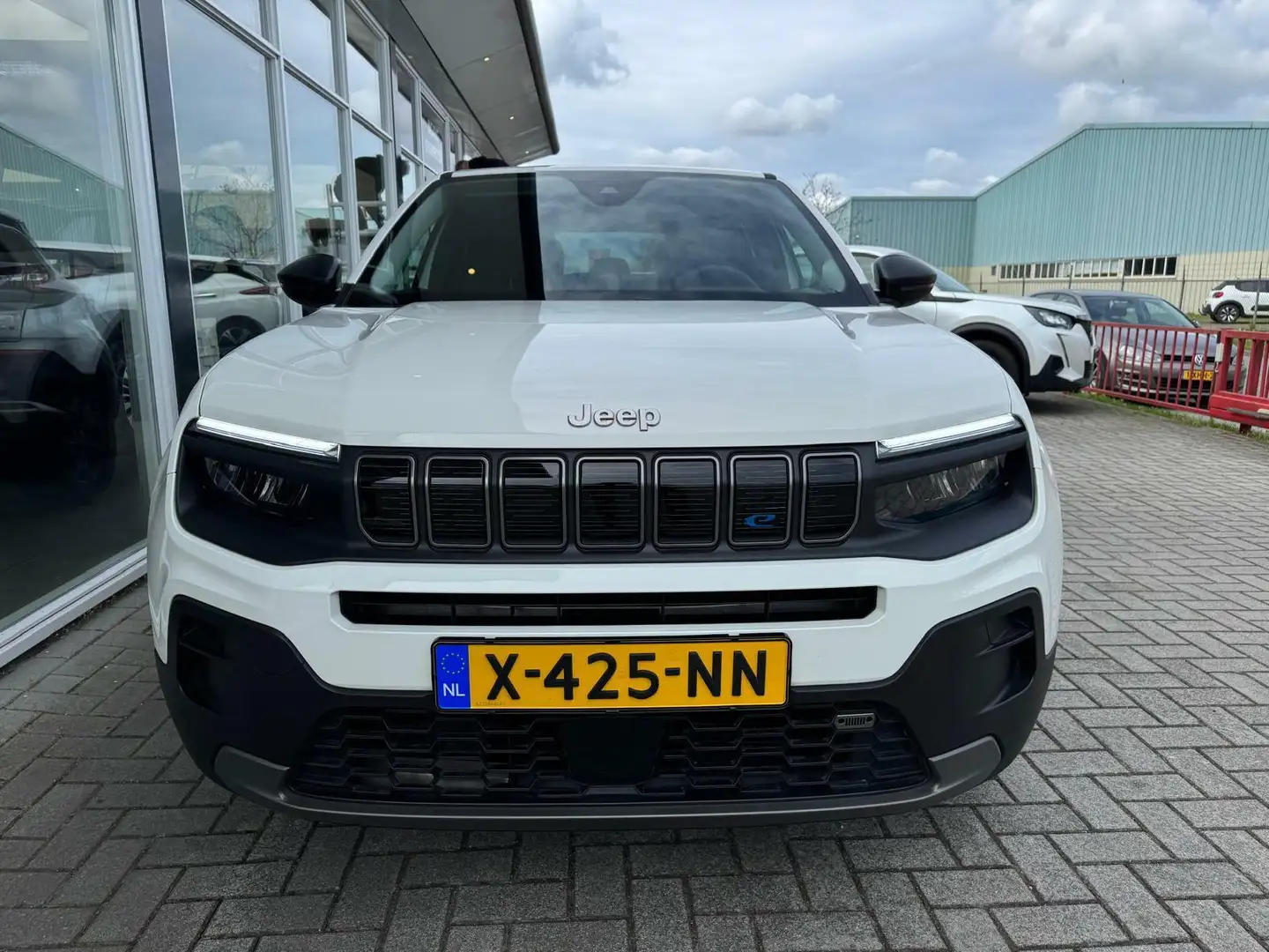 Jeep Avenger Longitude 54 kWh | Apple carplay /Android auto | N Blanc - 2