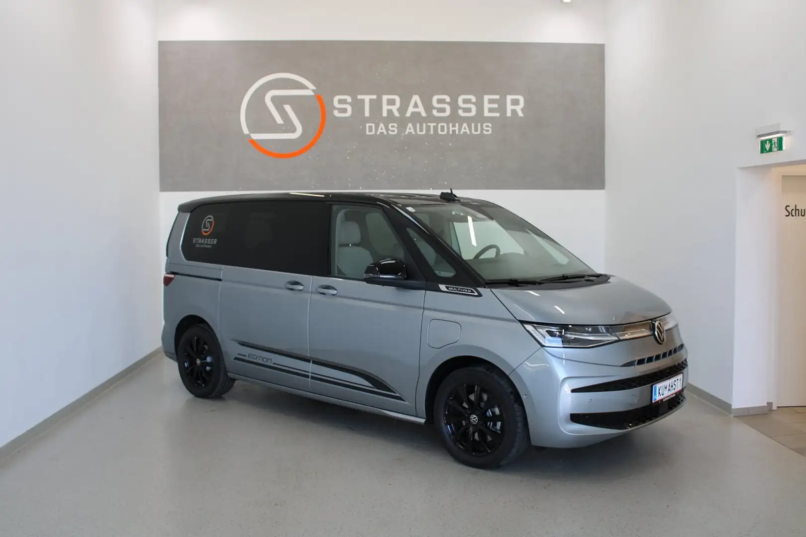 Volkswagen T7 Multivan VW T7 Multivan Edition eHybrid 180 kW 4MOTION Silber - 1