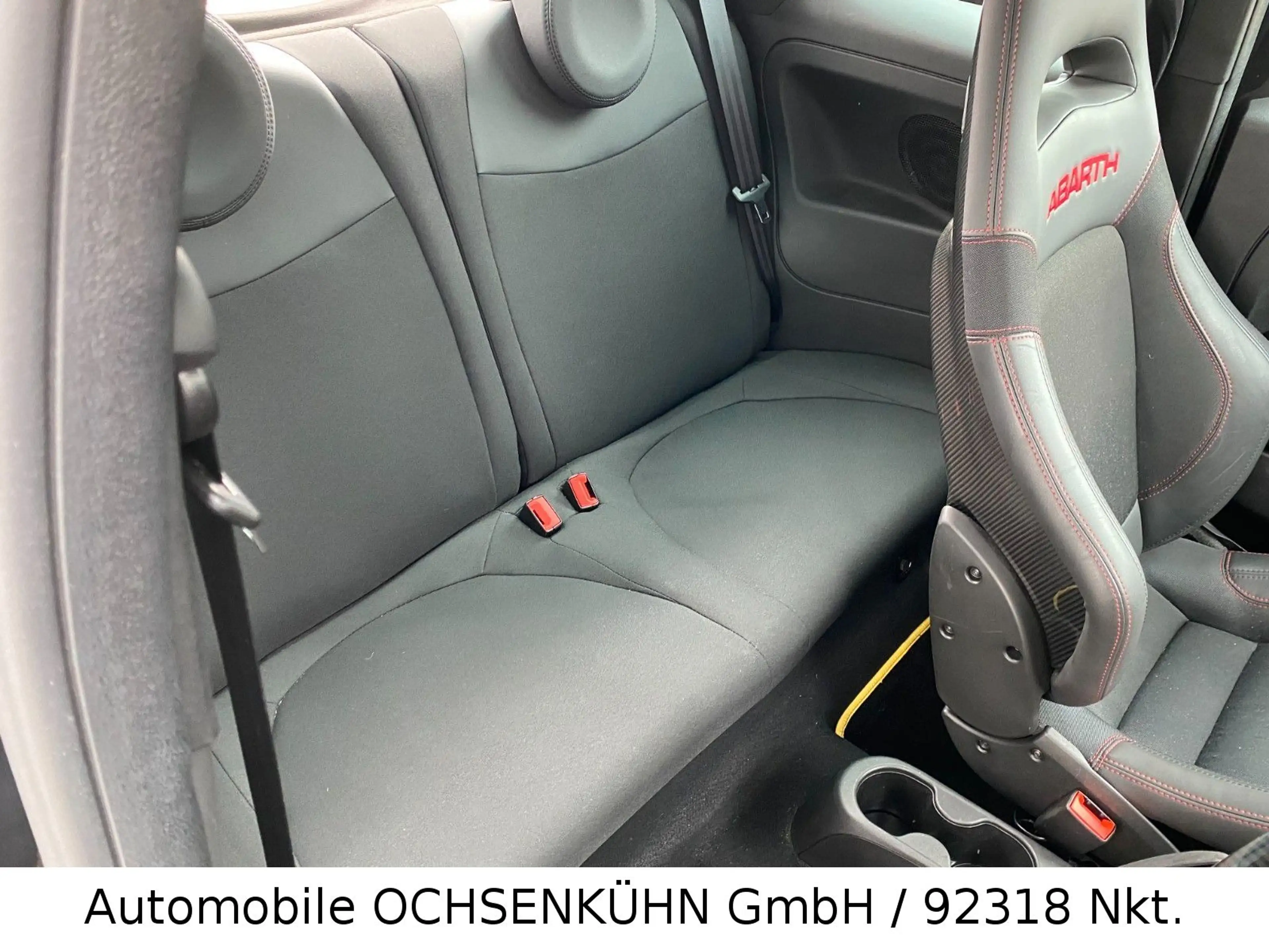 Abarth 695 1.4 / Sabelt, Beats, Regensensor — photo 11