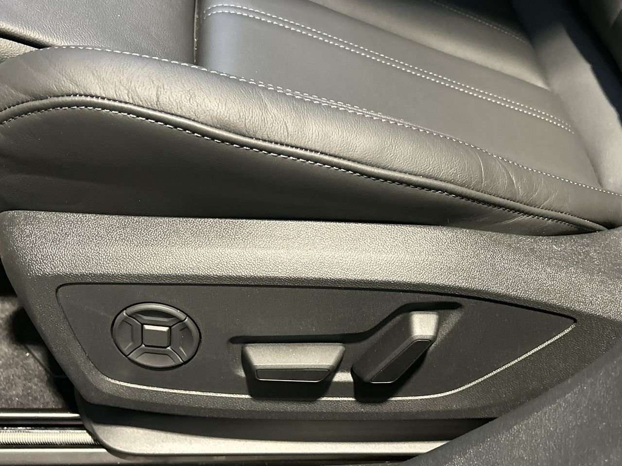 2026 Audi A5 TFSI Progressiv | Electrochromic roof | B&O | 360 thumb 20
