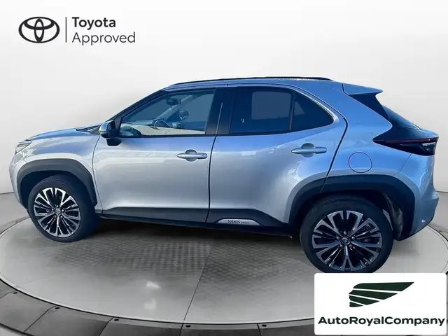 Toyota Yaris Cross view 11