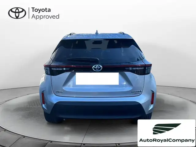 Toyota Yaris Cross view 8