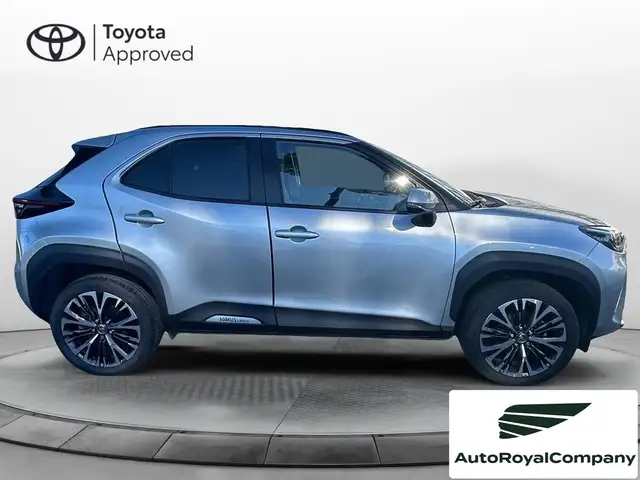 Toyota Yaris Cross view 10