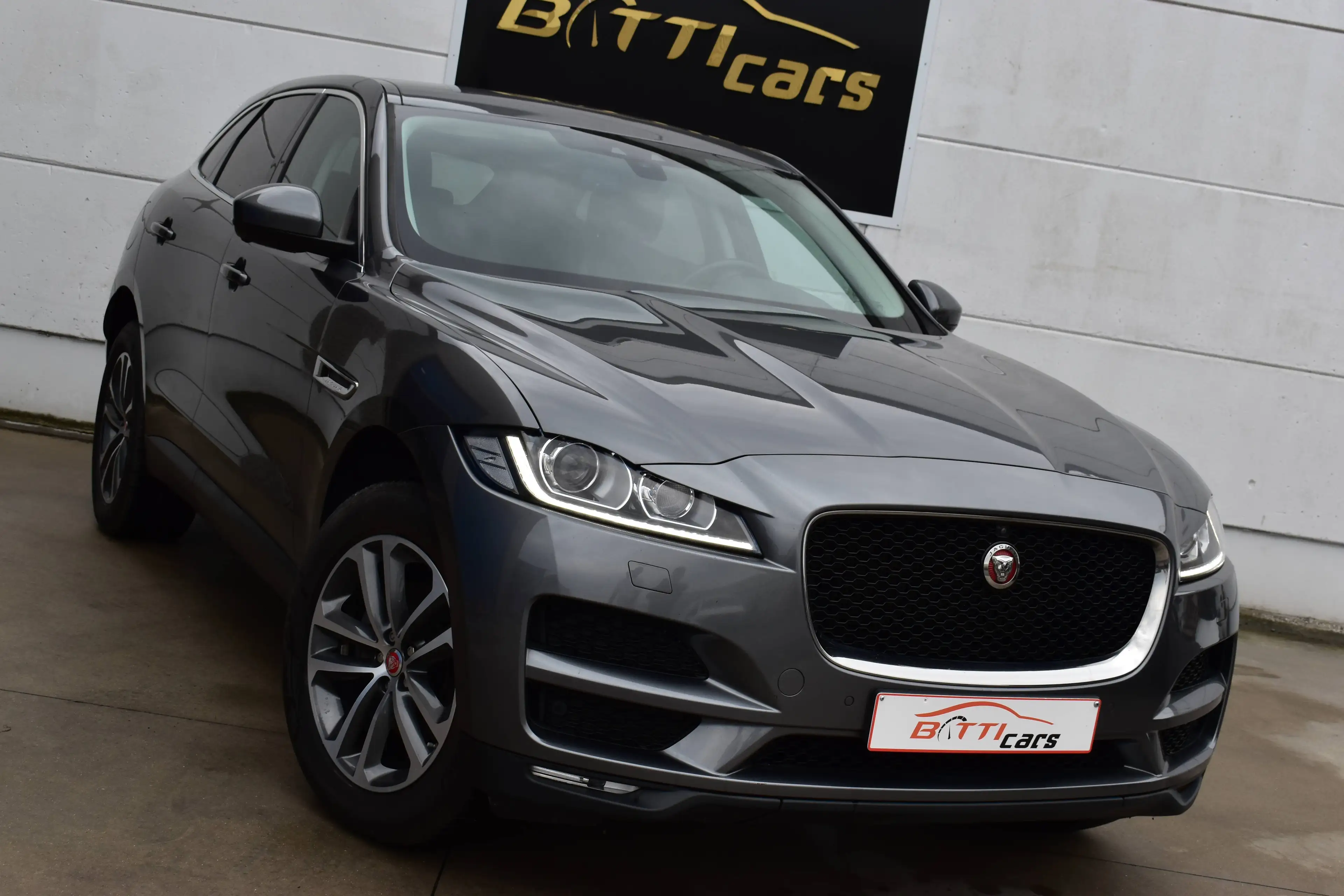 Jaguar F-Pace 2.0 D AWD || Prestige || Leder || Zetelverwarming || Meridan sound || Camera || Trekhaak — photo 3