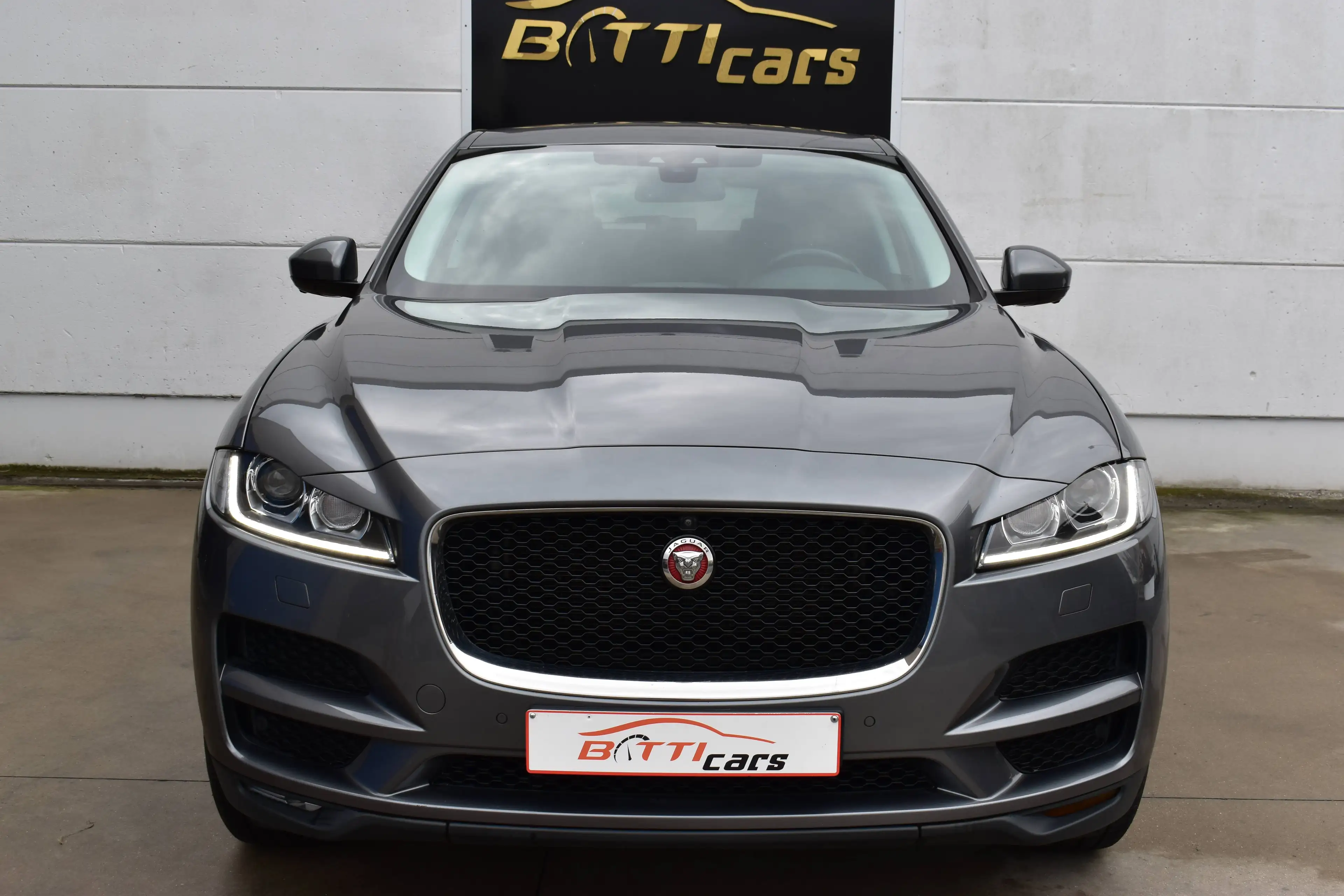 Jaguar F-Pace 2.0 D AWD || Prestige || Leder || Zetelverwarming || Meridan sound || Camera || Trekhaak — photo 2