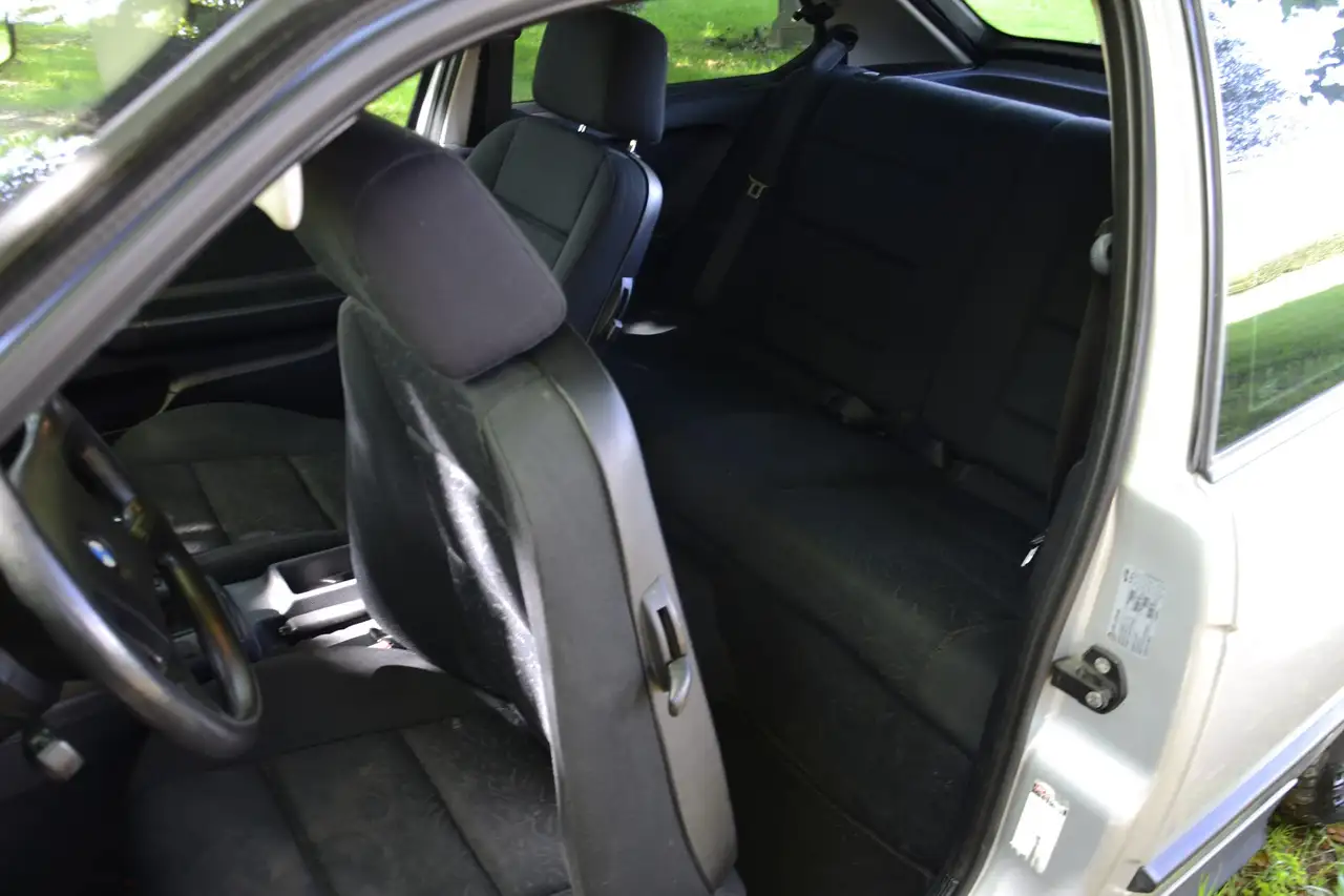 BMW 316i, foto 6