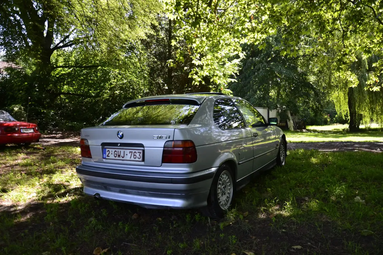BMW 316i, foto 3