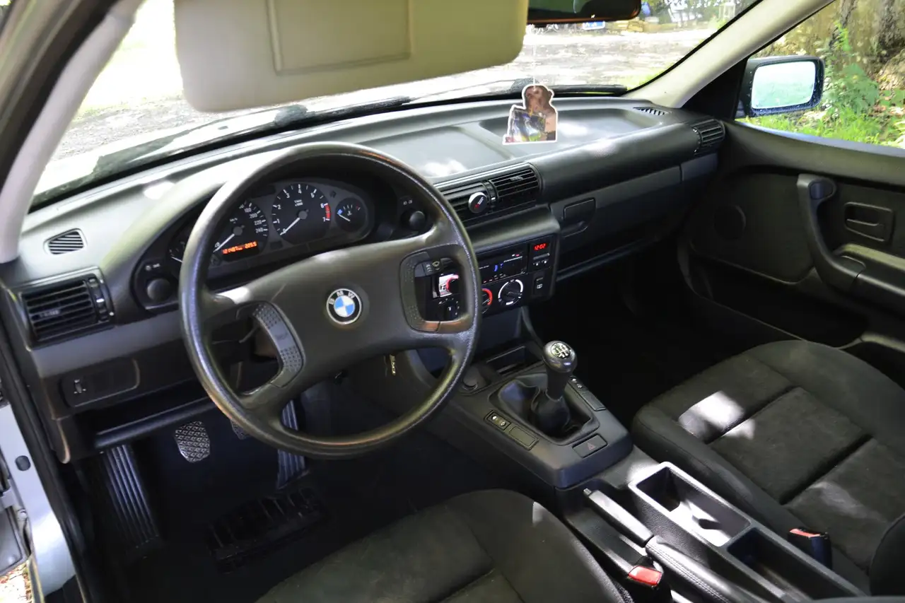 BMW 316i, foto 5