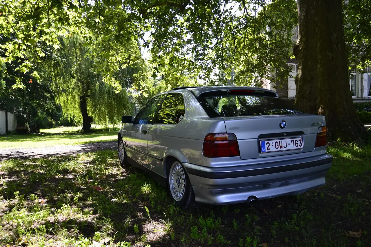 BMW 316i, foto 4