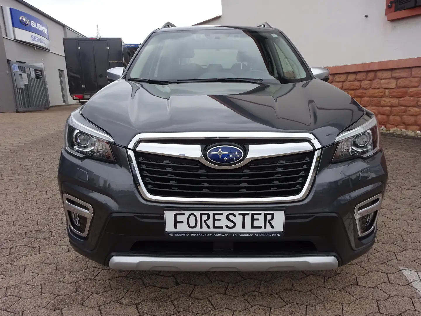 Subaru Forester 2.0ie Comfort *2.HD*AHK Starr*AWR* Grau - 2