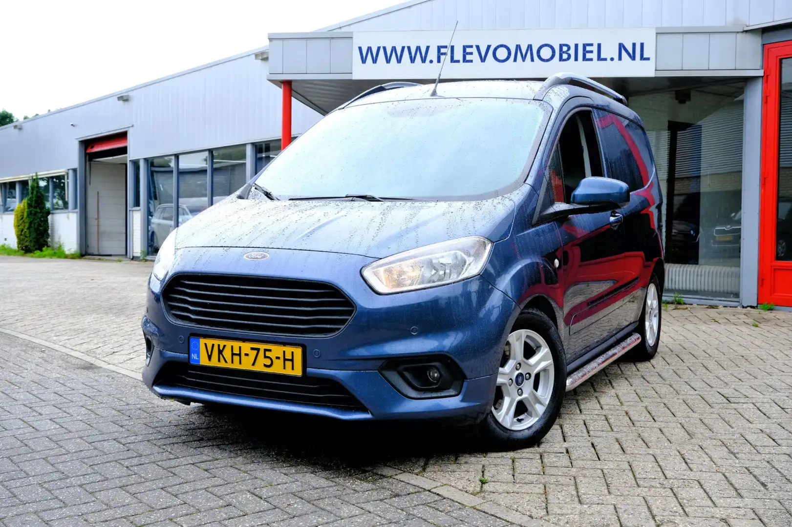 Ford Transit Courier 1.5 TDCI Limited Duratorq S&S Navi |Cam|Clima|Appl Blauw - 1