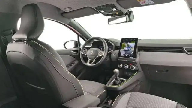 Renault Clio view 11