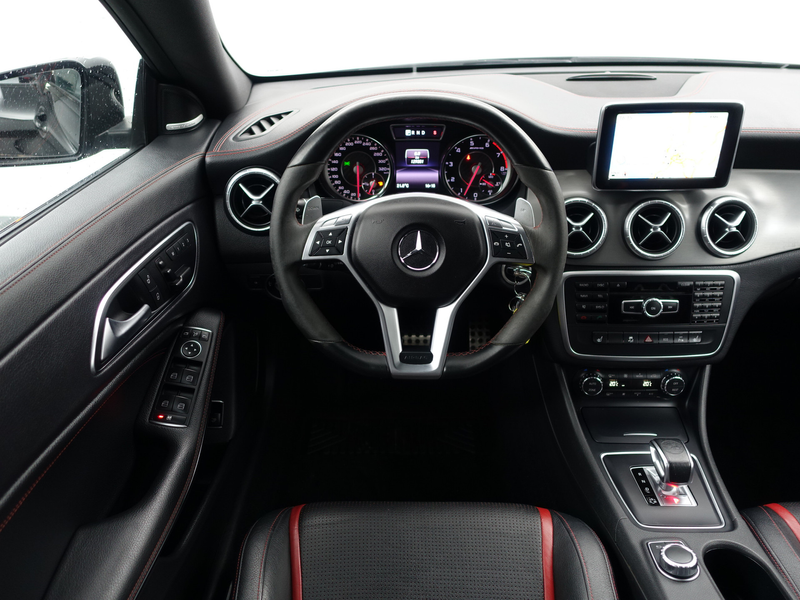 Mercedes-Benz CLA 45 AMG 4MATIC Edition 1 Aut- Performance Interieur, Panod — photo 7