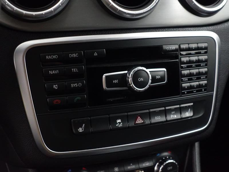 Mercedes-Benz CLA 45 AMG 4MATIC Edition 1 Aut- Performance Interieur, Panod — photo 12
