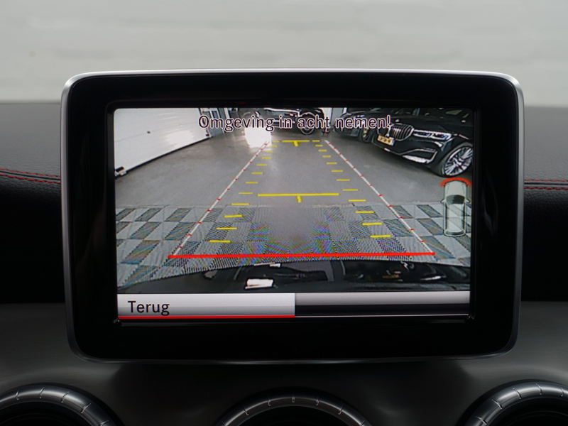 Mercedes-Benz CLA 45 AMG 4MATIC Edition 1 Aut- Performance Interieur, Panod — photo 11