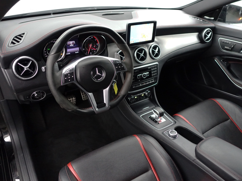 Mercedes-Benz CLA 45 AMG 4MATIC Edition 1 Aut- Performance Interieur, Panod — photo 2