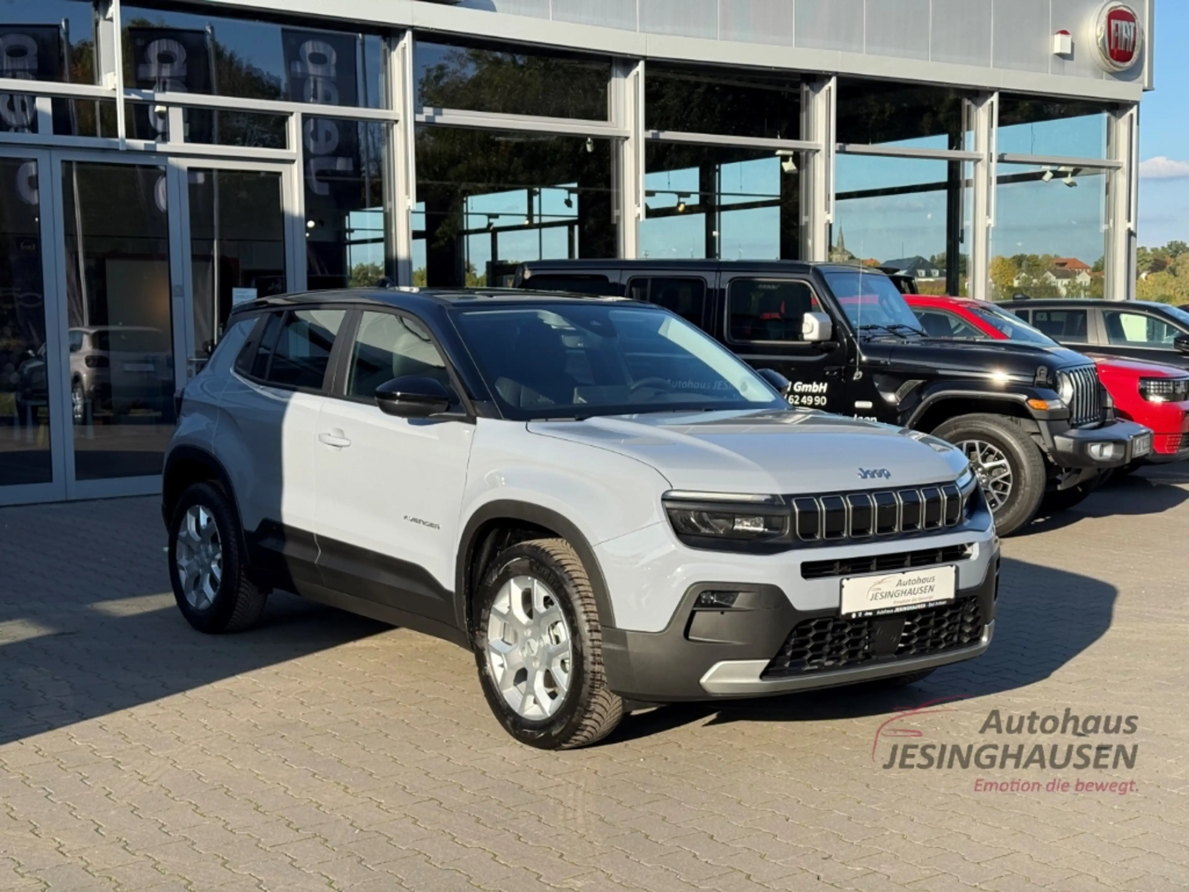 Jeep Avenger Altitude+RFK +Allwetter+Klimaaut.+Keyless Digitale — photo 3