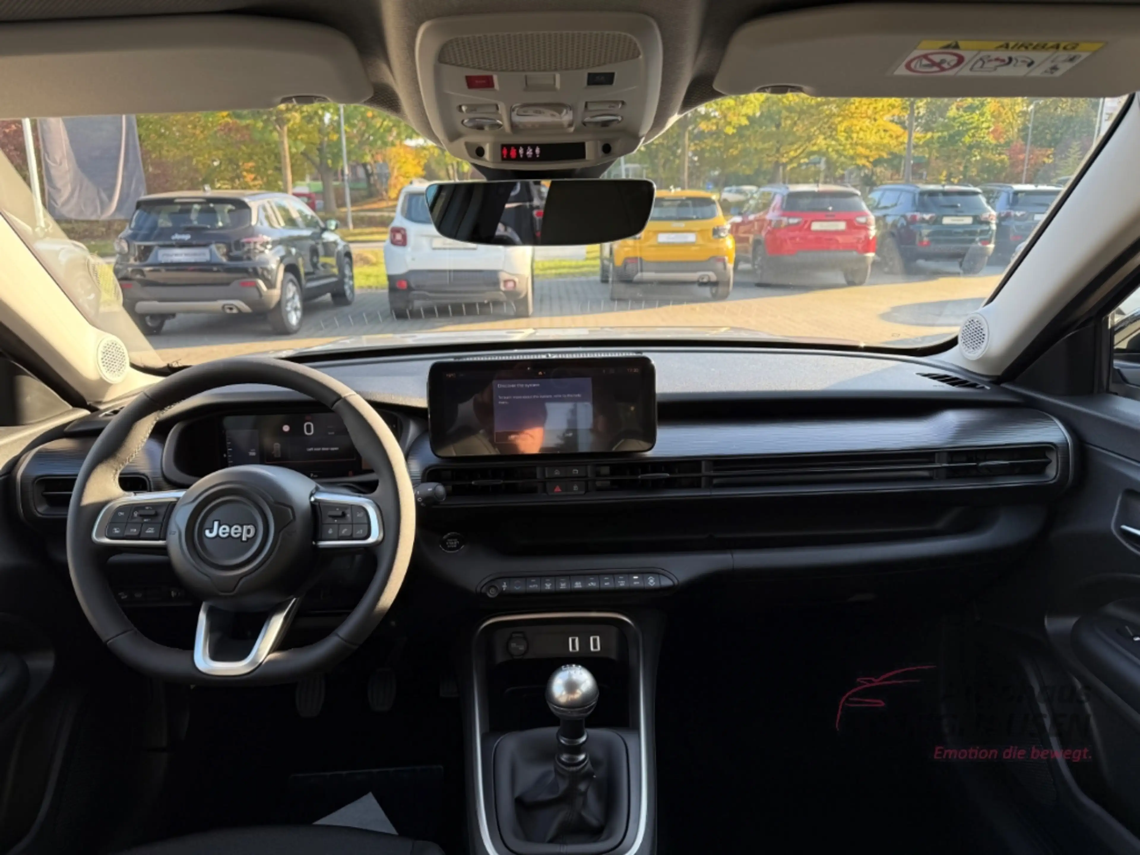 Jeep Avenger Altitude+RFK +Allwetter+Klimaaut.+Keyless Digitale — photo 11