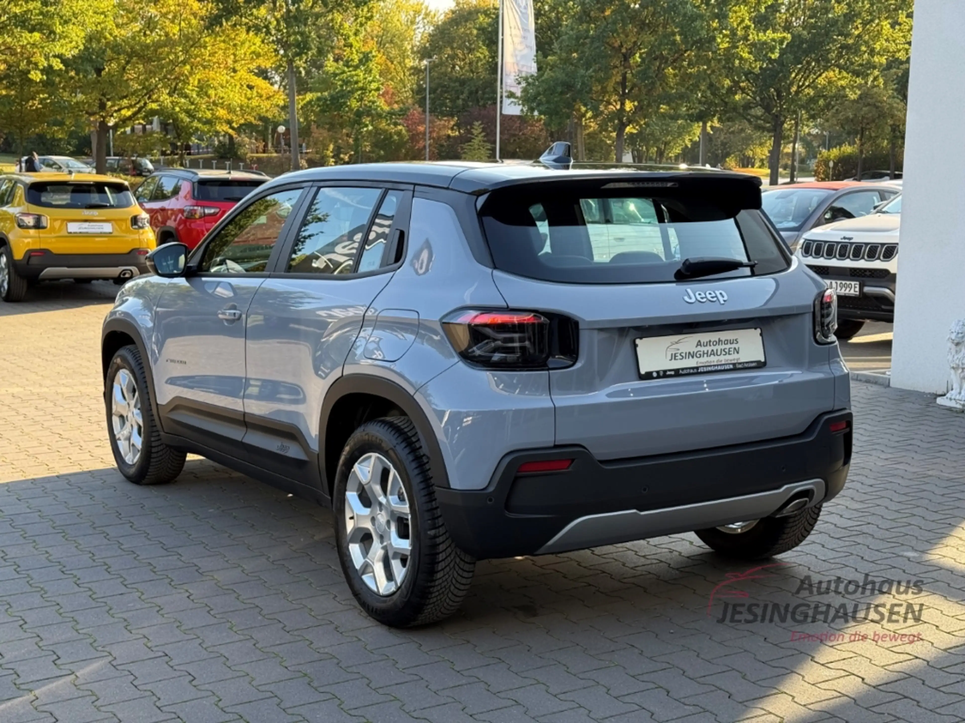 Jeep Avenger Altitude+RFK +Allwetter+Klimaaut.+Keyless Digitale — photo 7