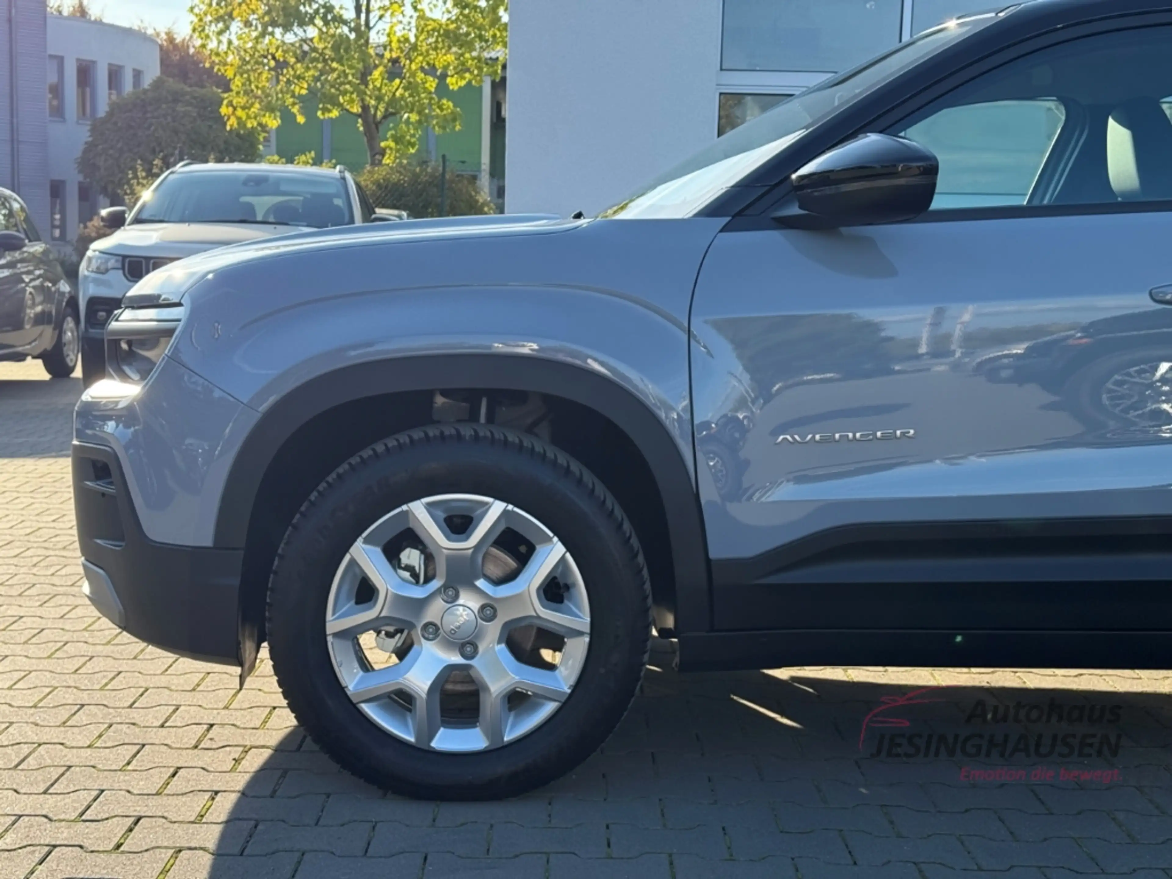 Jeep Avenger Altitude+RFK +Allwetter+Klimaaut.+Keyless Digitale — photo 8
