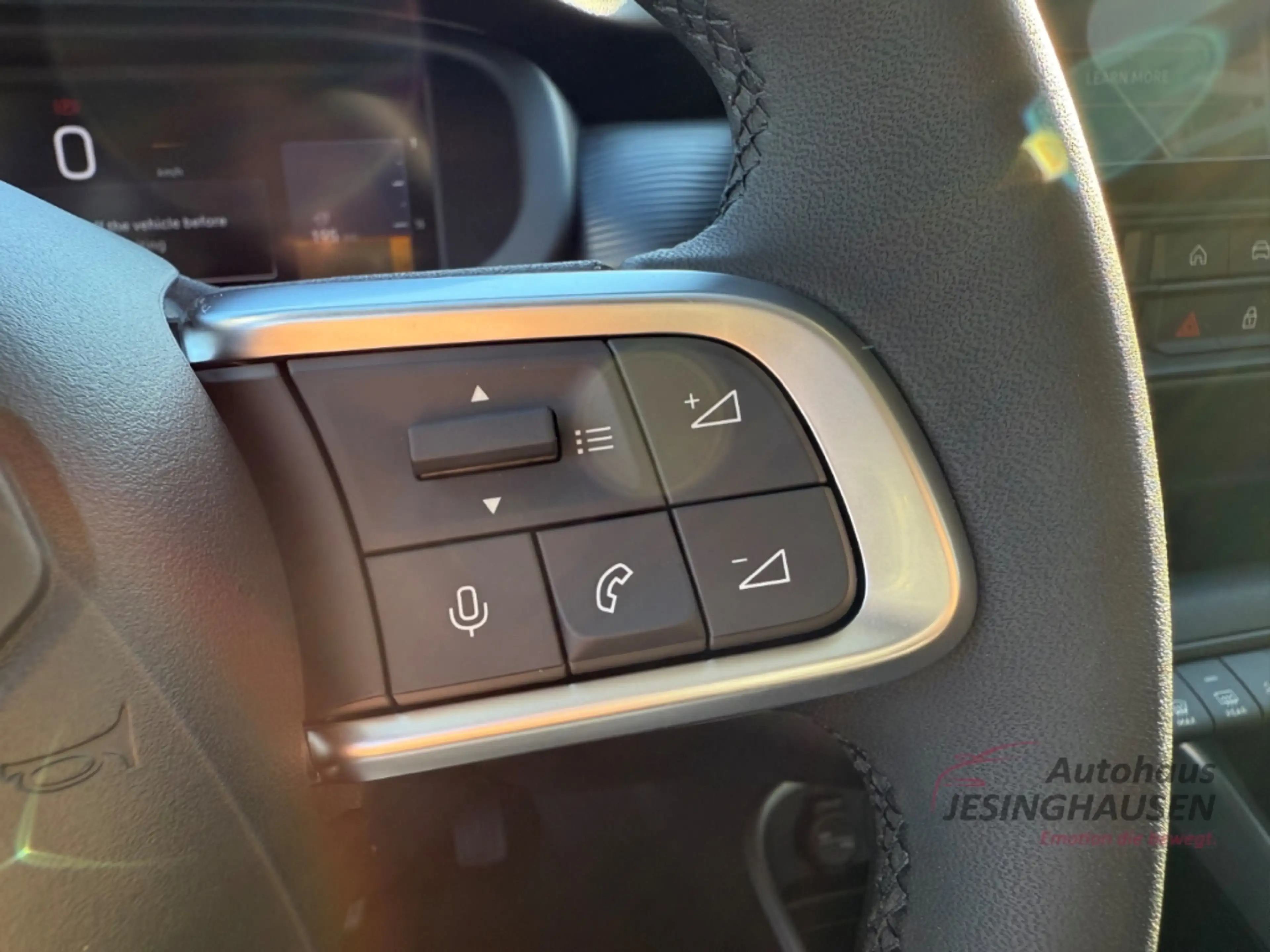 Jeep Avenger Altitude+RFK +Allwetter+Klimaaut.+Keyless Digitale — photo 14