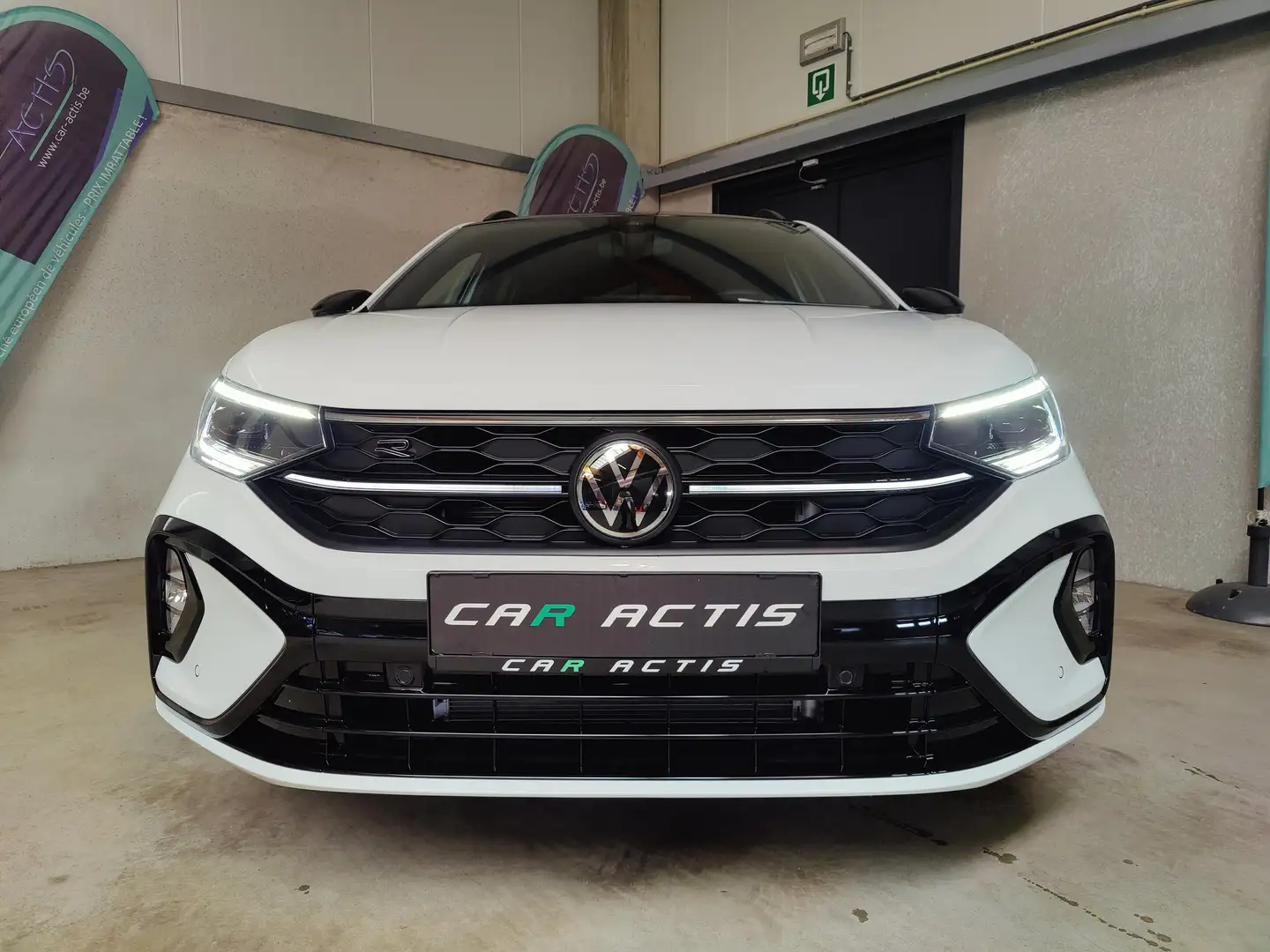 Volkswagen Taigo 1.0TSI R-Line DSG - SI.CH - CLIM AUT - CAM - KESSY Blanc - 2