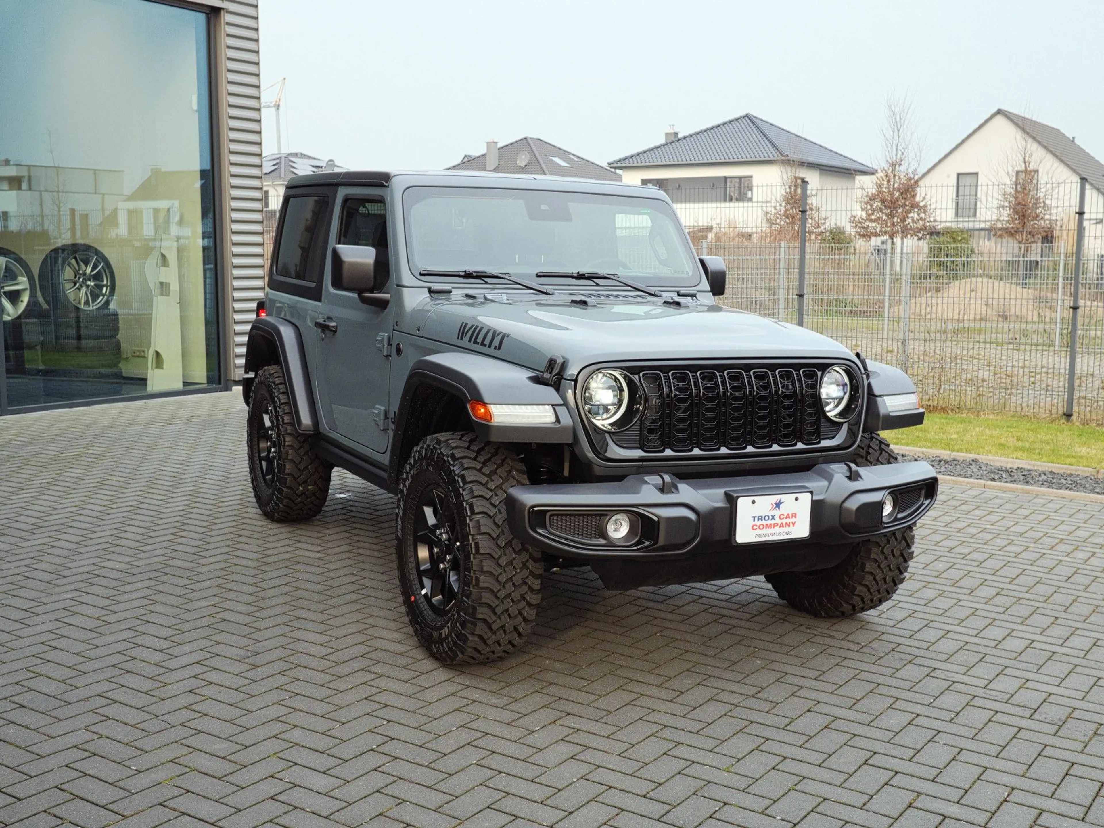 Jeep Wrangler Willys — photo 12
