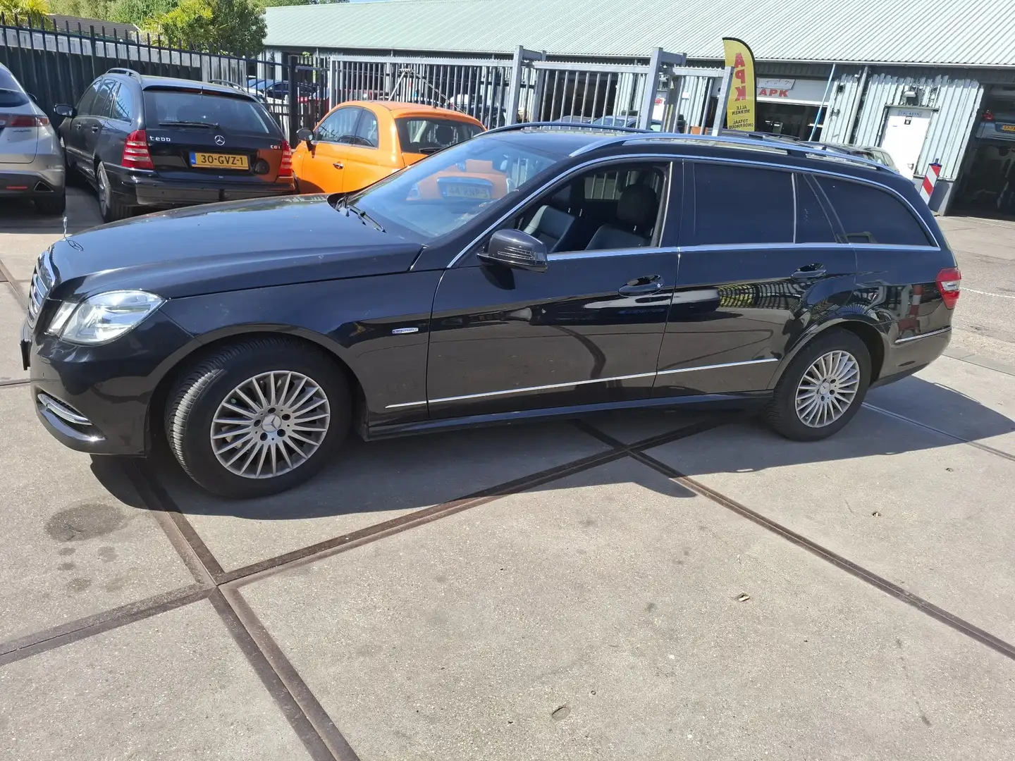 Mercedes-Benz E 250 T CGI BlueEFFICIENCY 7G-TRONIC - 1