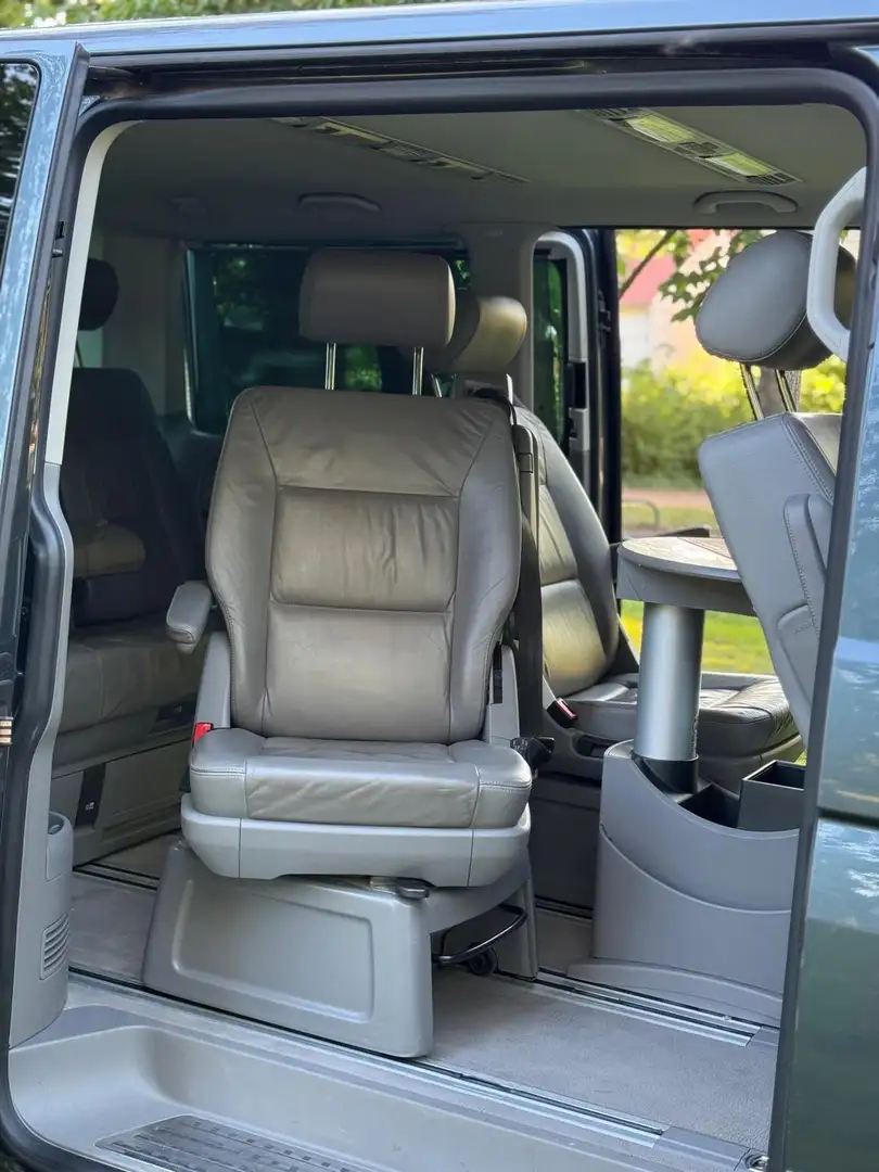 Volkswagen T5 Multivan 2.5 TDI 174 FAP Carat (7pl) - 1