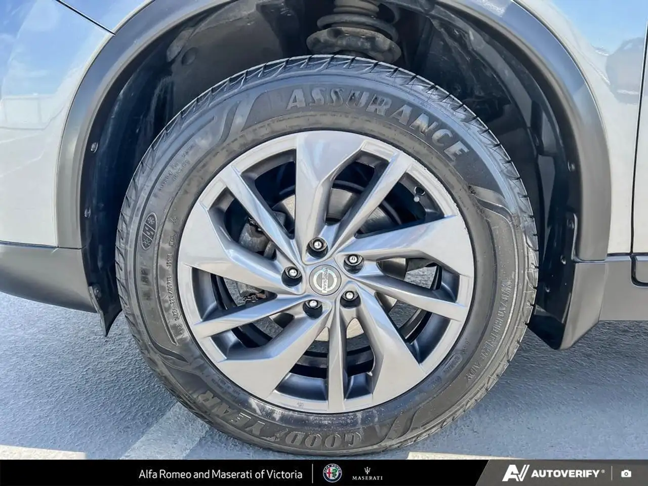 Nissan Rogue снимка Nissan Rogue