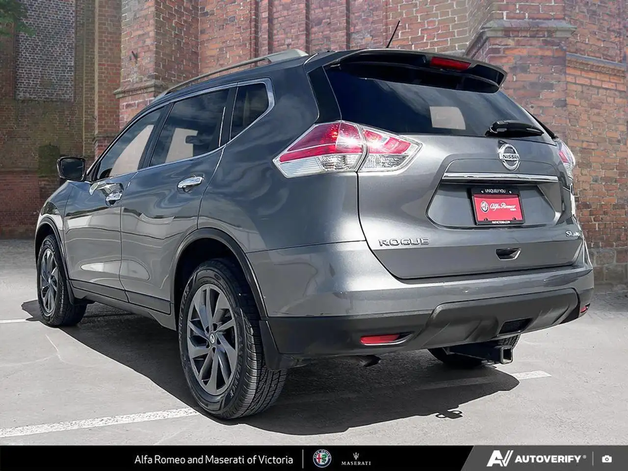 Nissan Rogue снимка Nissan Rogue