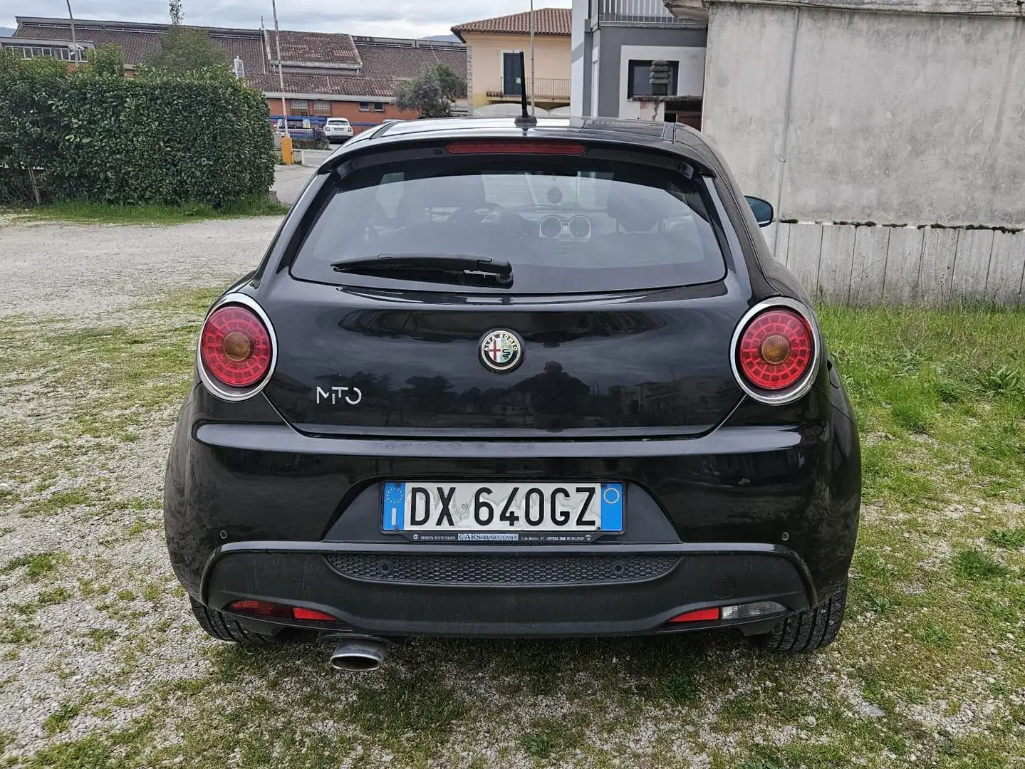 Alfa Romeo MiTo MiTo 2009 1.6 jtdm Distinctive sport pack 120cv Nero - 2