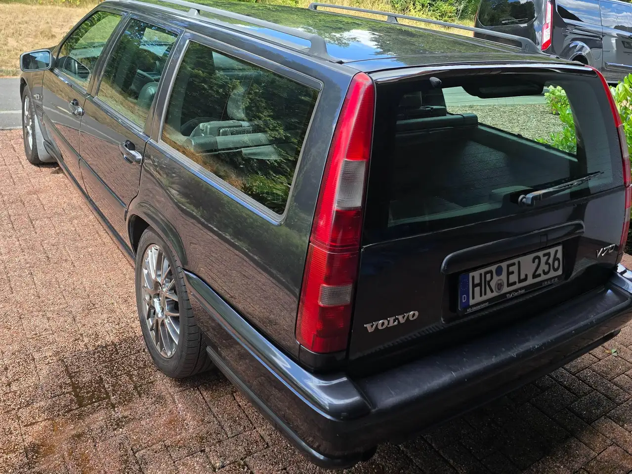 Volvo V70 2.5, foto 3