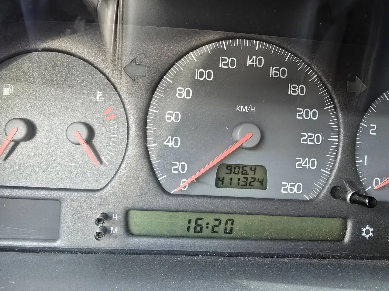 Volvo V70 2.5, foto 11