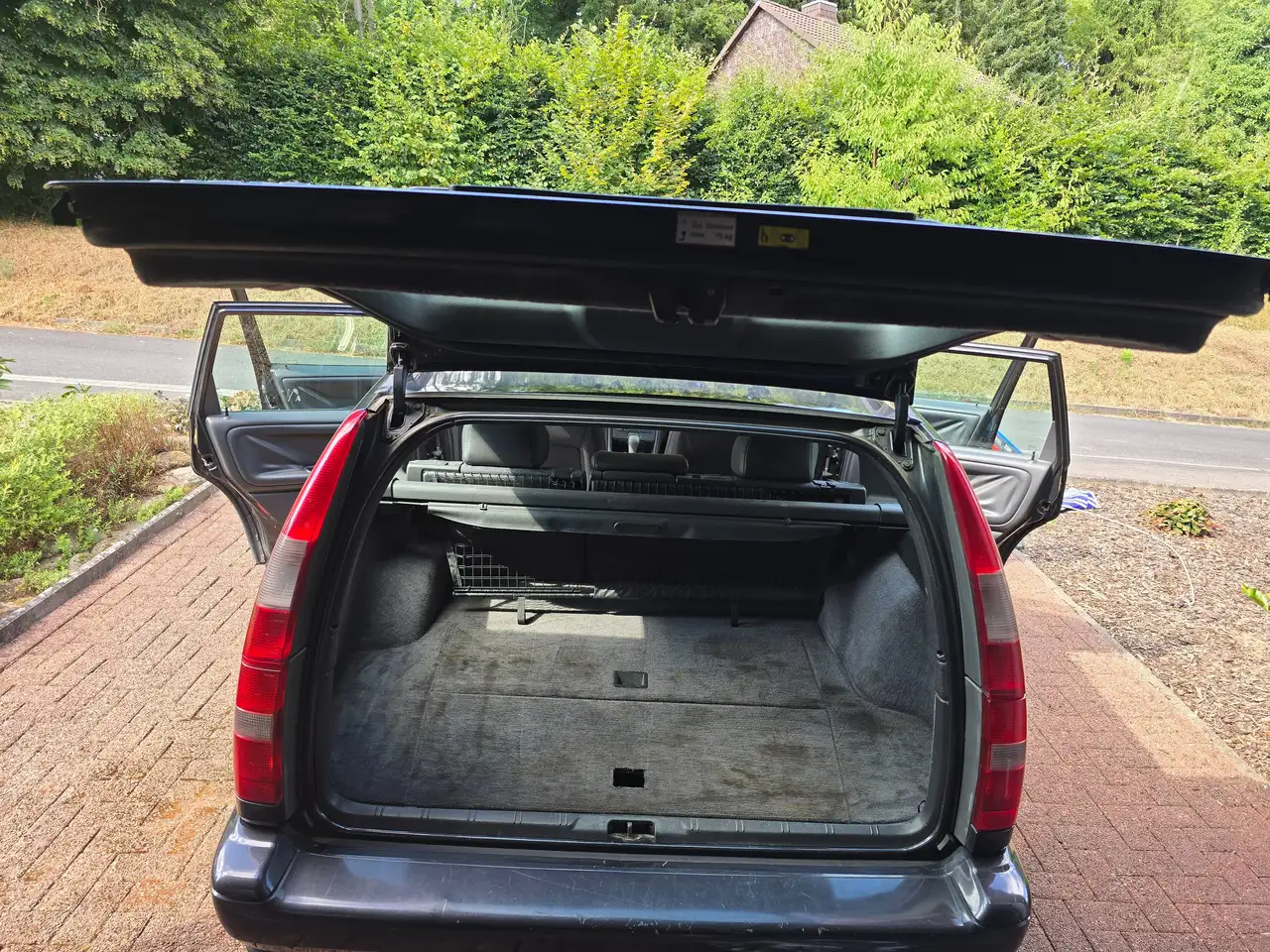 Volvo V70 2.5, foto 10