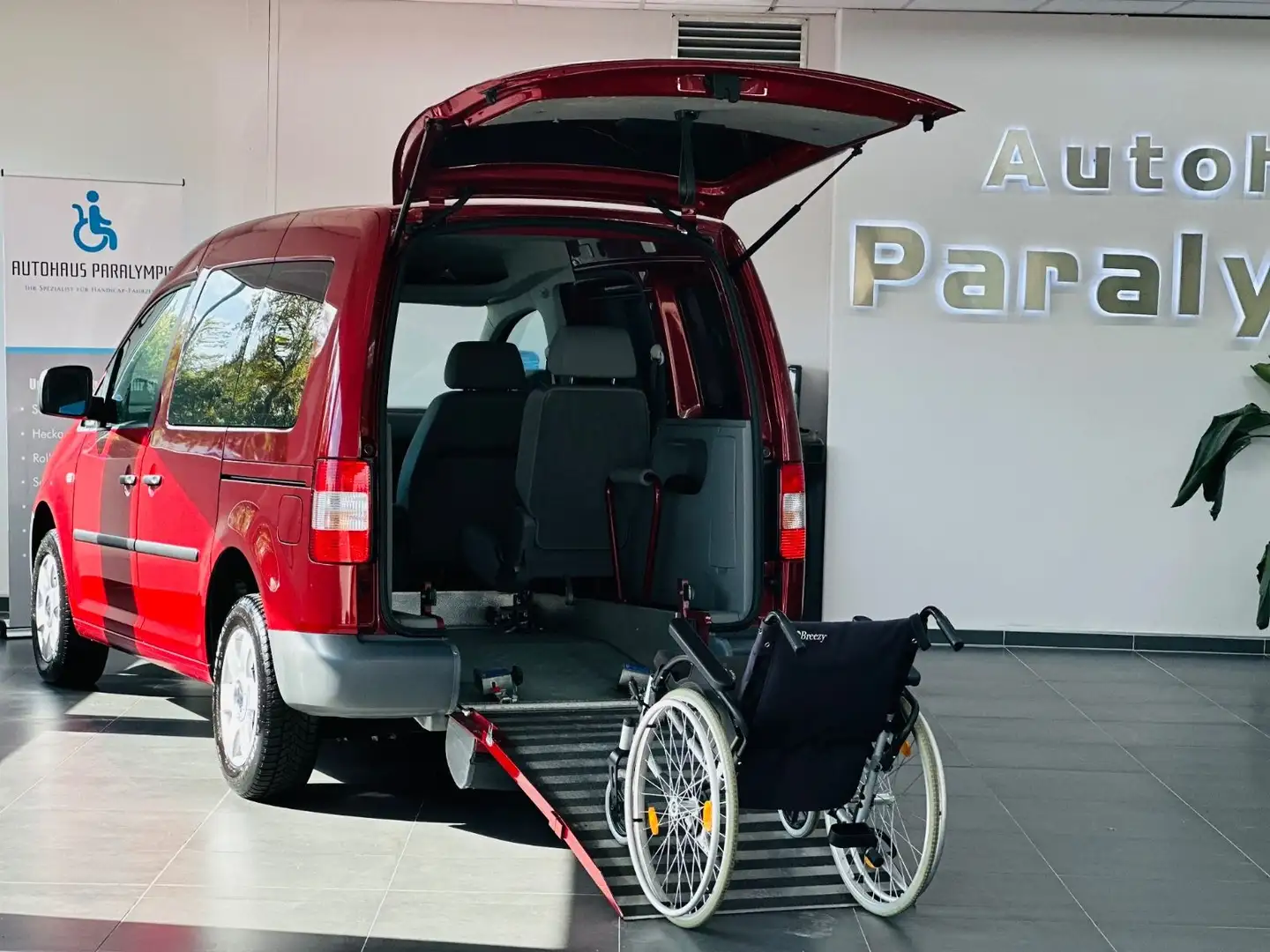 Volkswagen Caddy Life 1.9 TDI DSG Behindertengerecht-Rampe Rot - 1