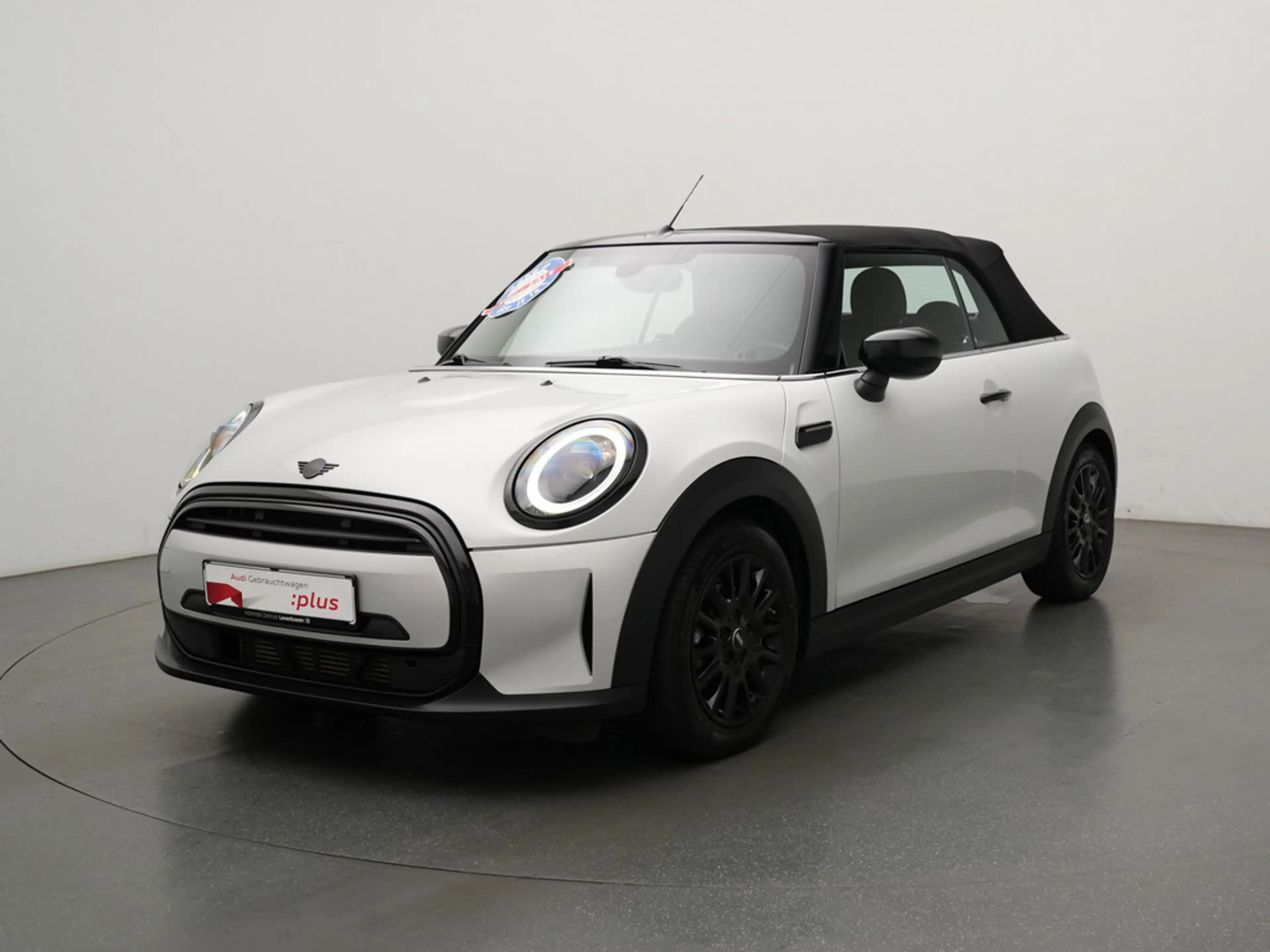 MINI Cooper Cabrio Classic Trim STEPTRON LED PDC SHZ — photo 3