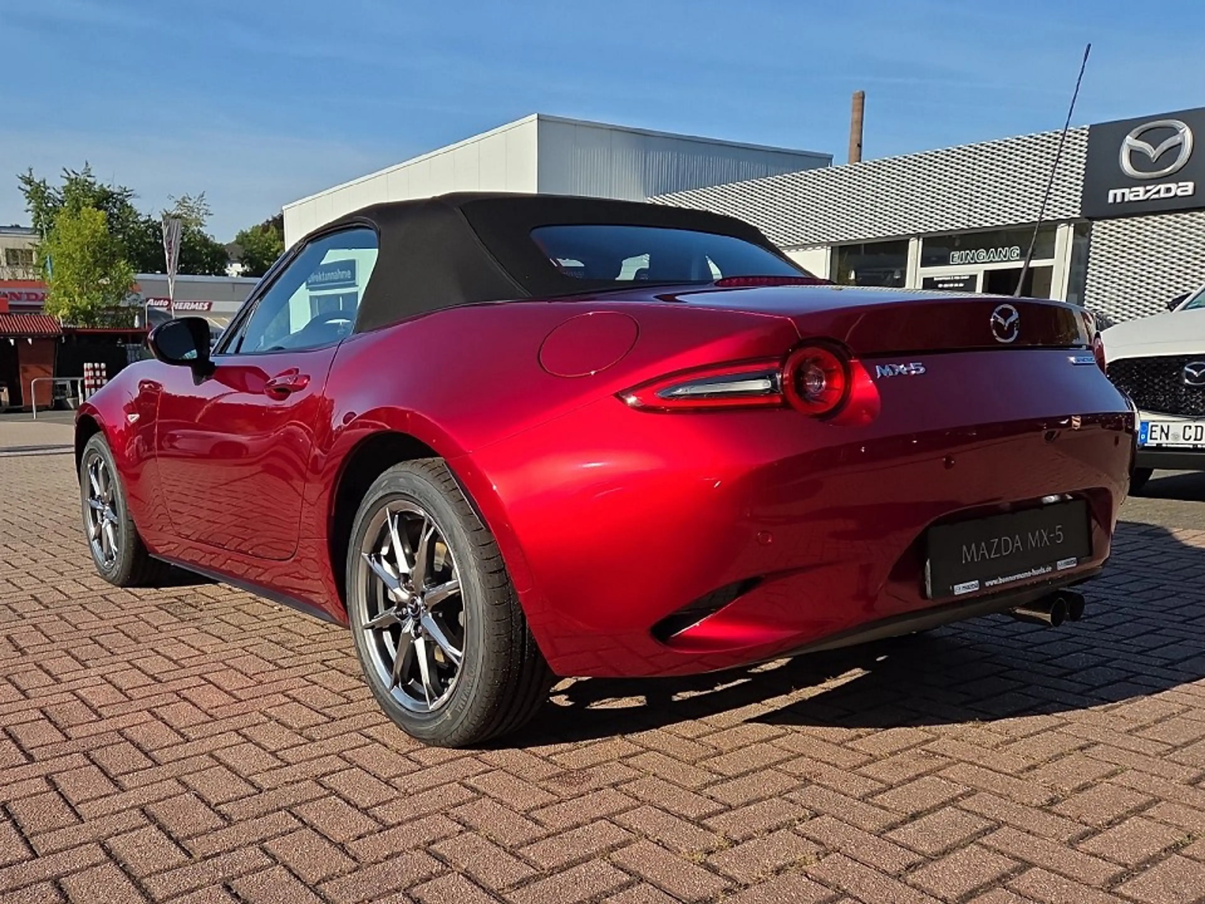 Mazda MX-5 1.5 Exclusive-line *Matrix-LED*BOSE* — photo 2
